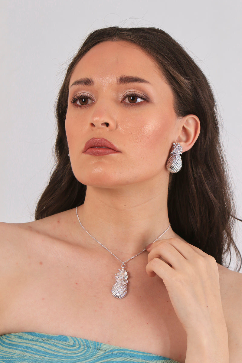 Anana Necklace