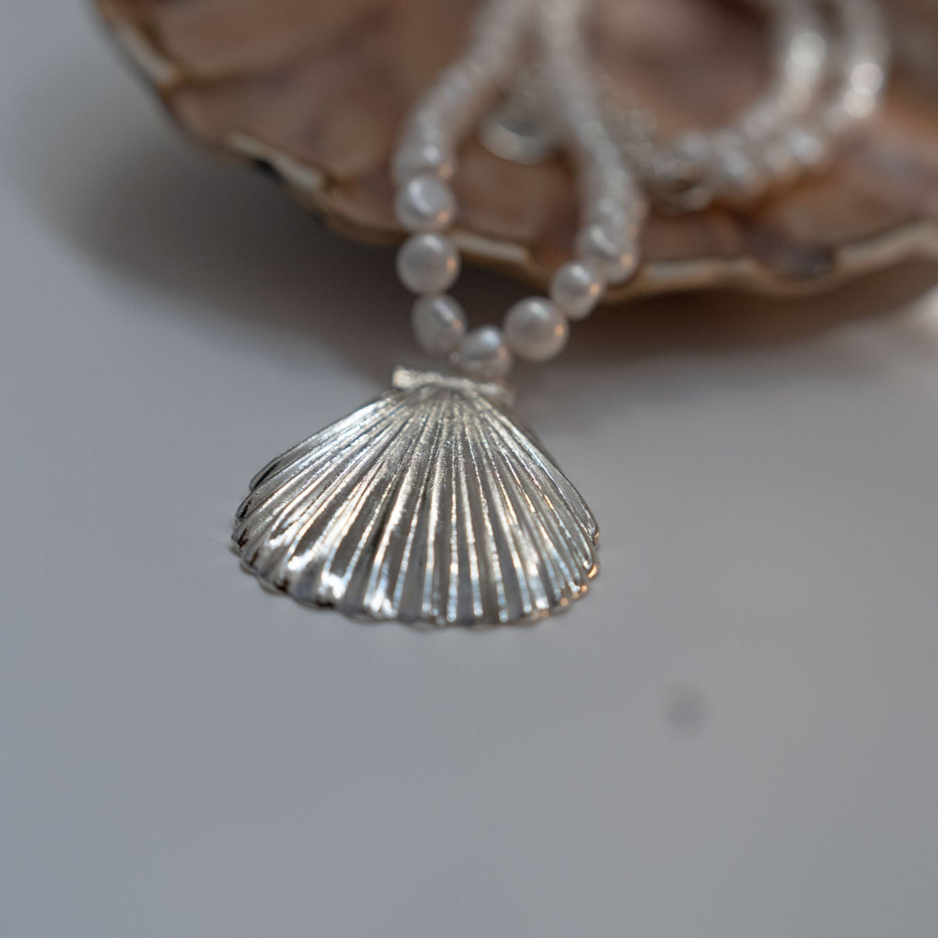 Orilla Pearls Necklace