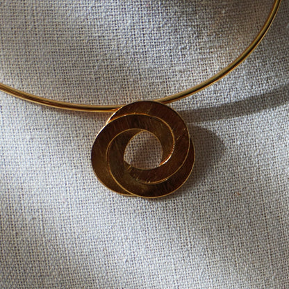 Golden Orbit Choker