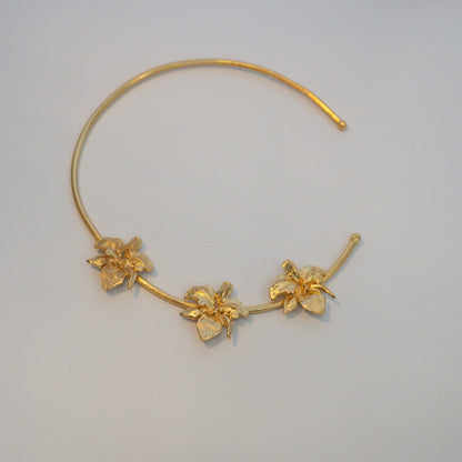 Cattleya Round Choker