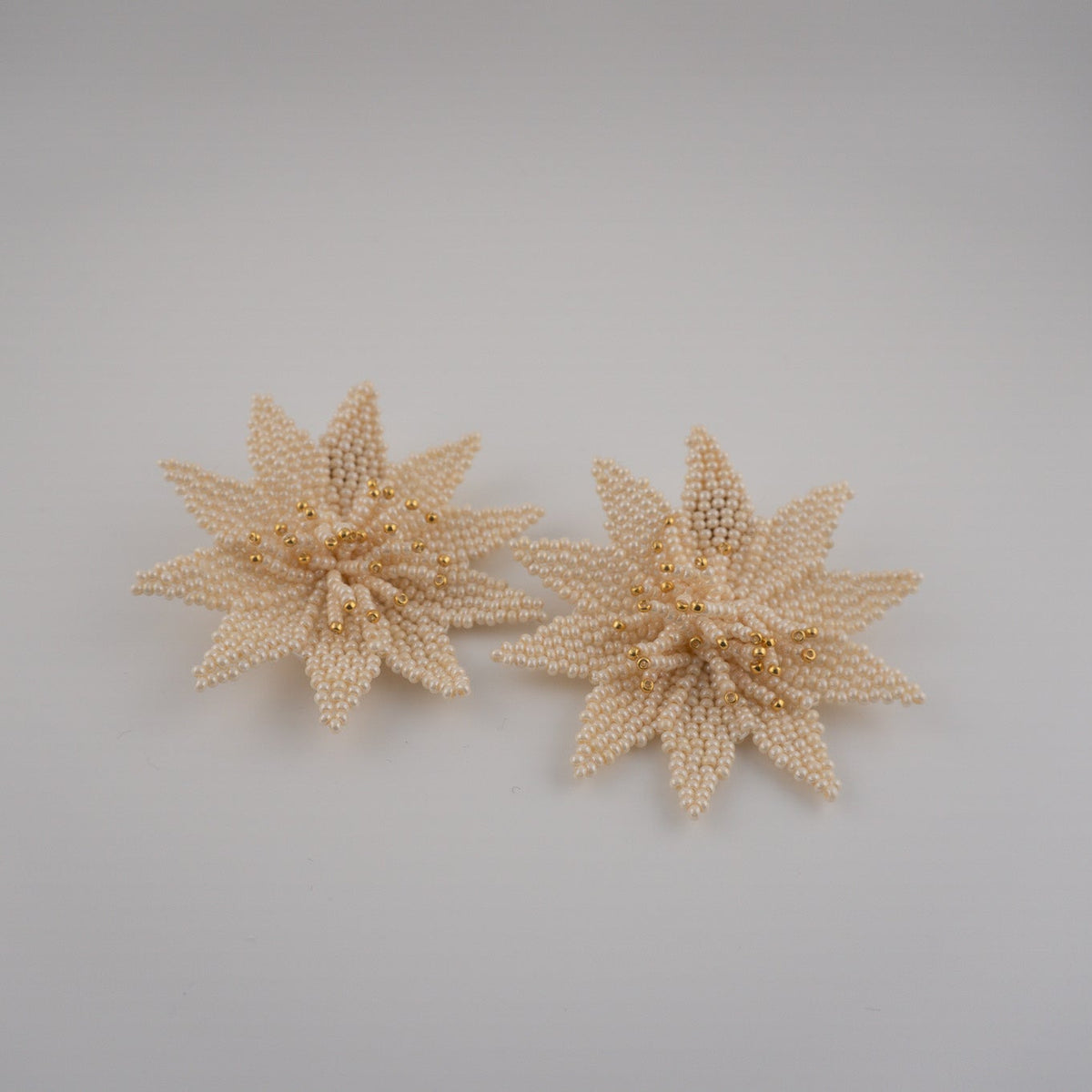 Light of Petals Earrings