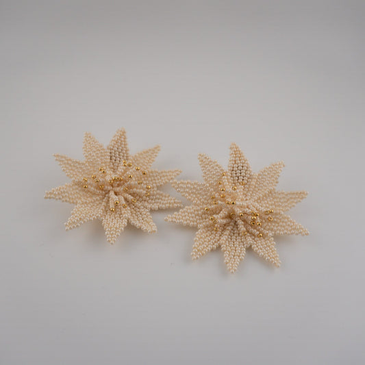 Light of Petals Earrings