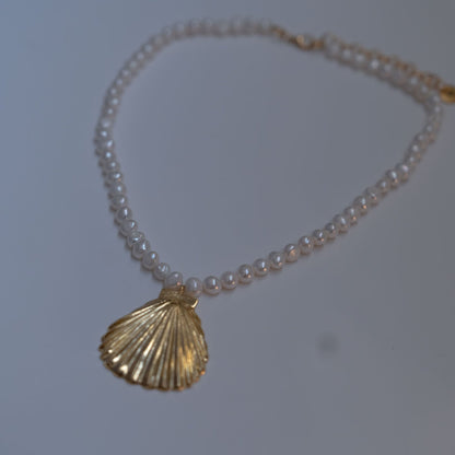 Orilla Pearls Necklace