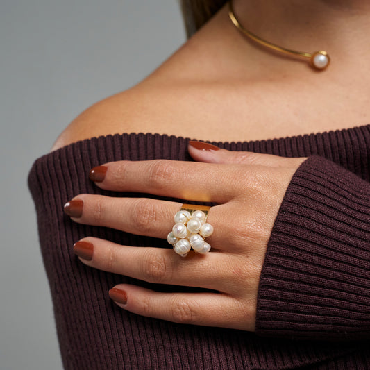 Pearls Ring