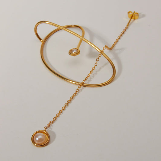 Mono pearl Earring