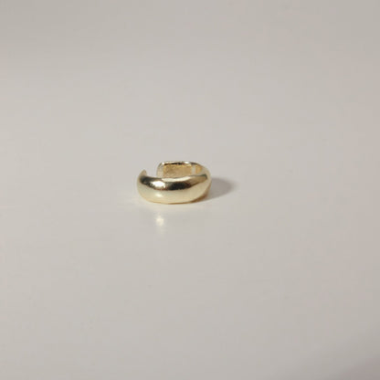 Linea Ear Cuff