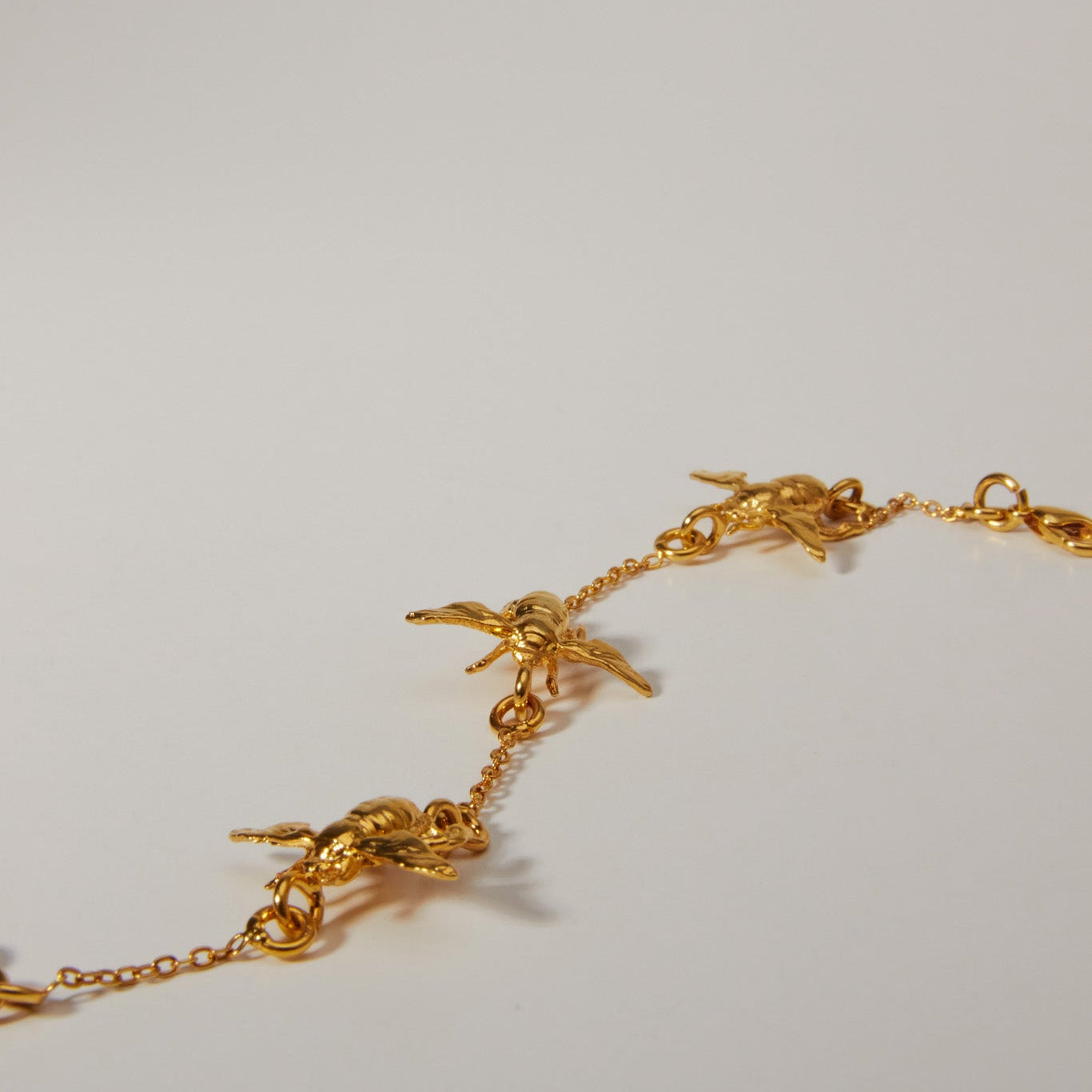 Pulsera de avispa